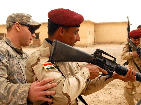 training-iraq-army1-554x415